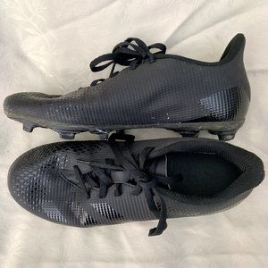 Adidas Predator 20.4 FxG Black on Black Men's Soccer Cleats - US Size 5 - EF1649